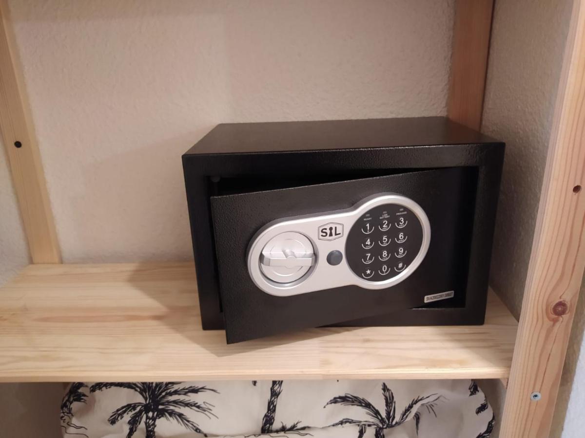 Appartement Climatise, 50 M De La Prom, Wifi